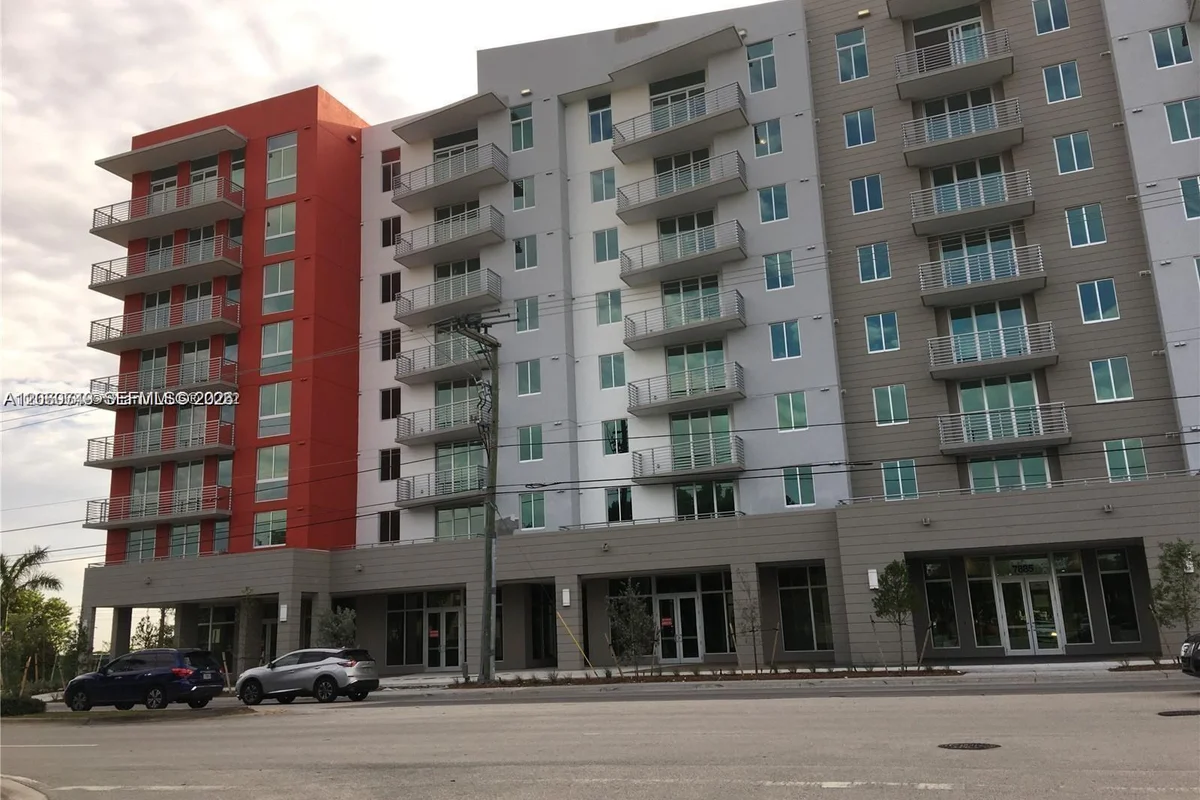 7875 NW 107th Ave #212, Doral: photo 1 of 46