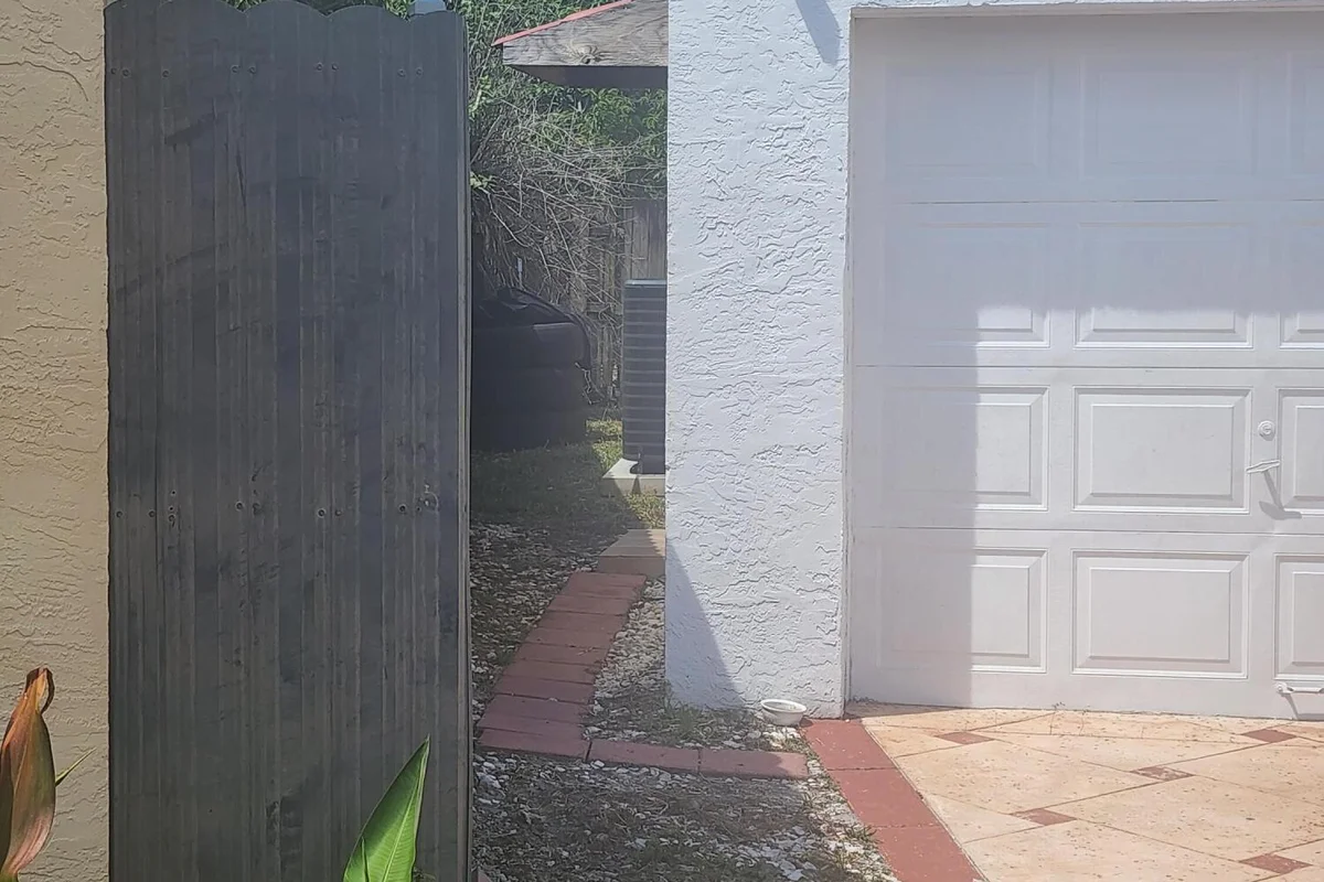 2430 SW 82nd Ter, Miramar: photo 1 of 8