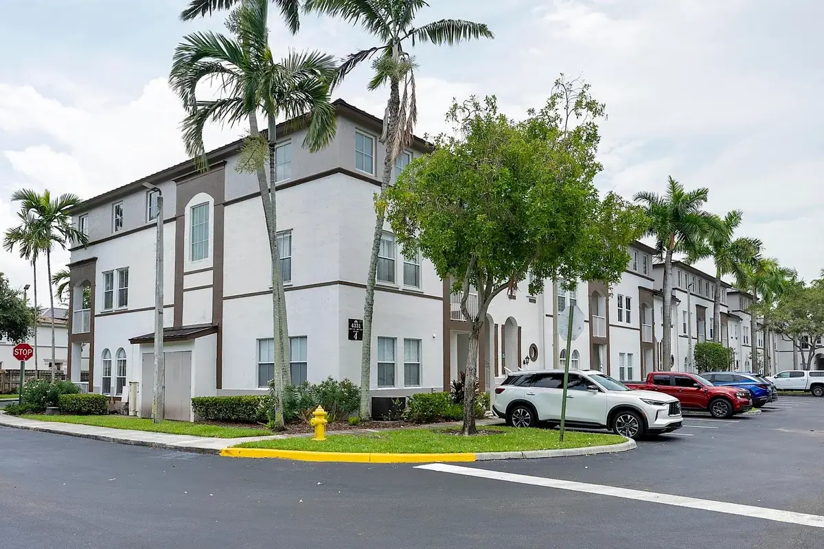 4331 SW 160th Ave #103, Miramar: photo 1 of 28