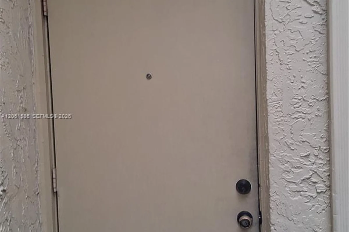 8401 W Sample Rd #47, Coral Springs: photo 1 of 34