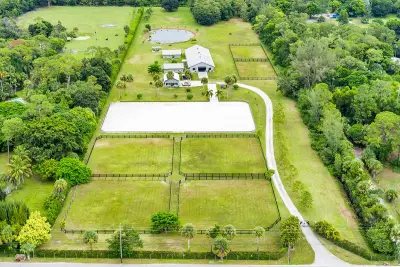 2770 E Rd, Loxahatchee: photo 1 of 51