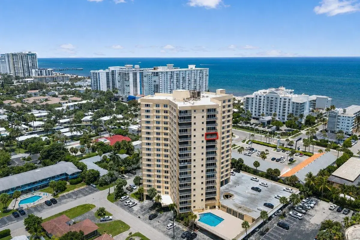 1200 Hibiscus Ave #1406, Pompano Beach: photo 1 of 26