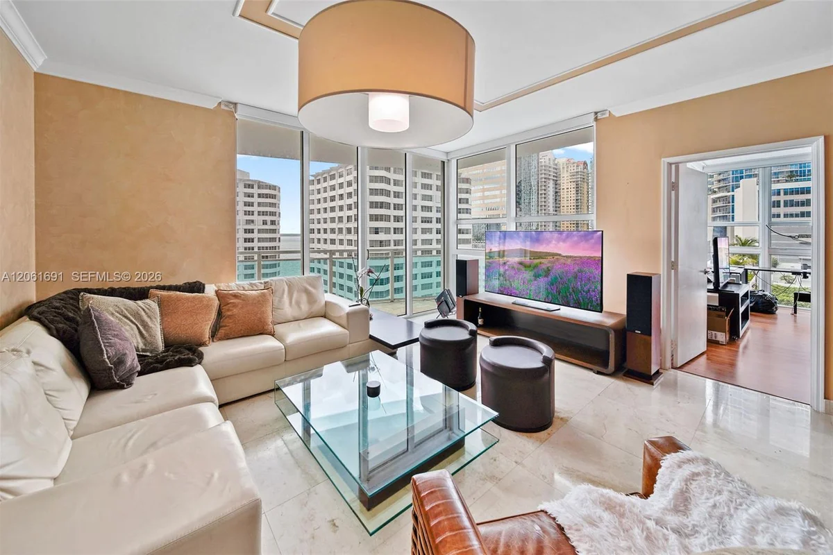 950 Brickell Bay Dr #1211, Miami: photo 1 of 29