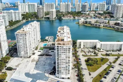 18051 Biscayne Blvd #801, Aventura: photo 1 of 25