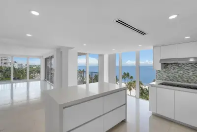 881 Ocean Dr #7H, Key Biscayne: photo 1 of 54