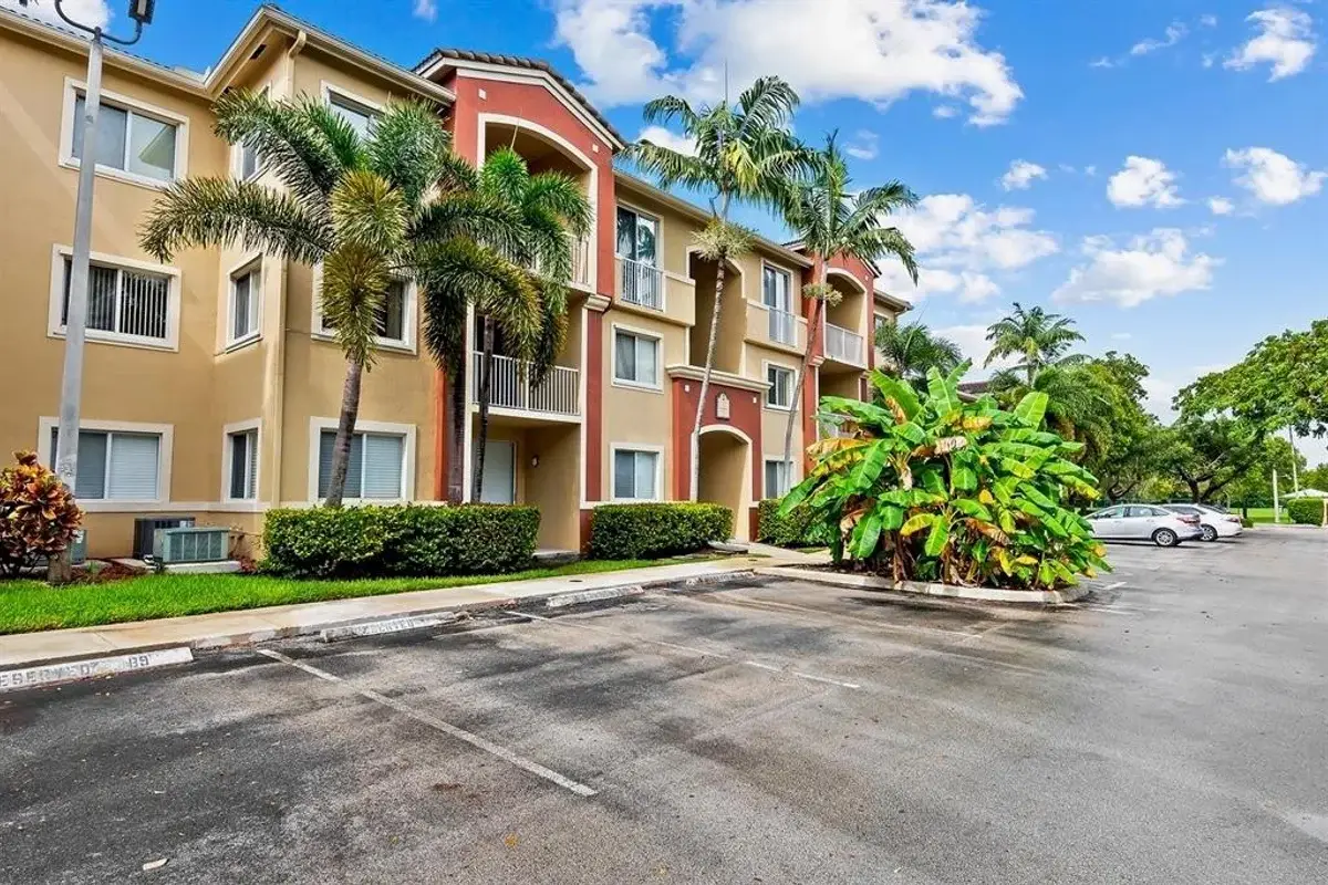 7085 Nova Dr #311, Davie: photo 1 of 18