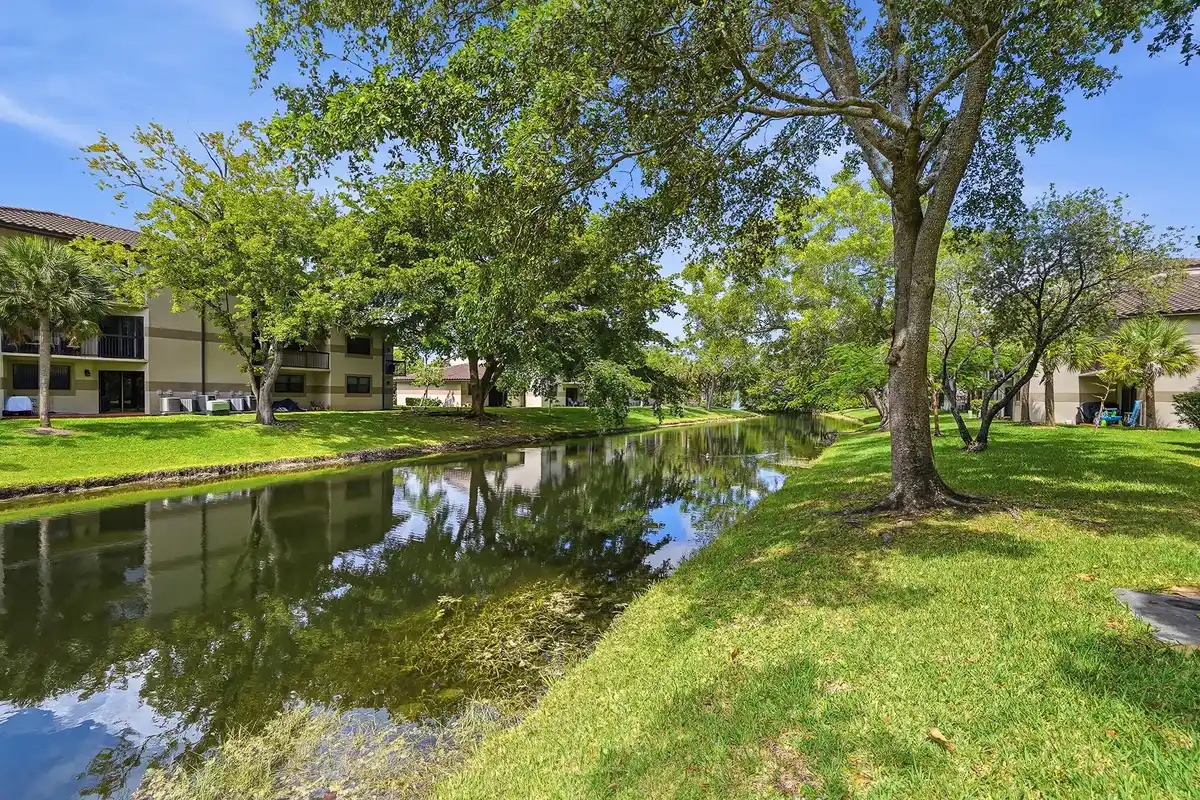 9938 Nob Hill Ln, Sunrise: photo 1 of 49