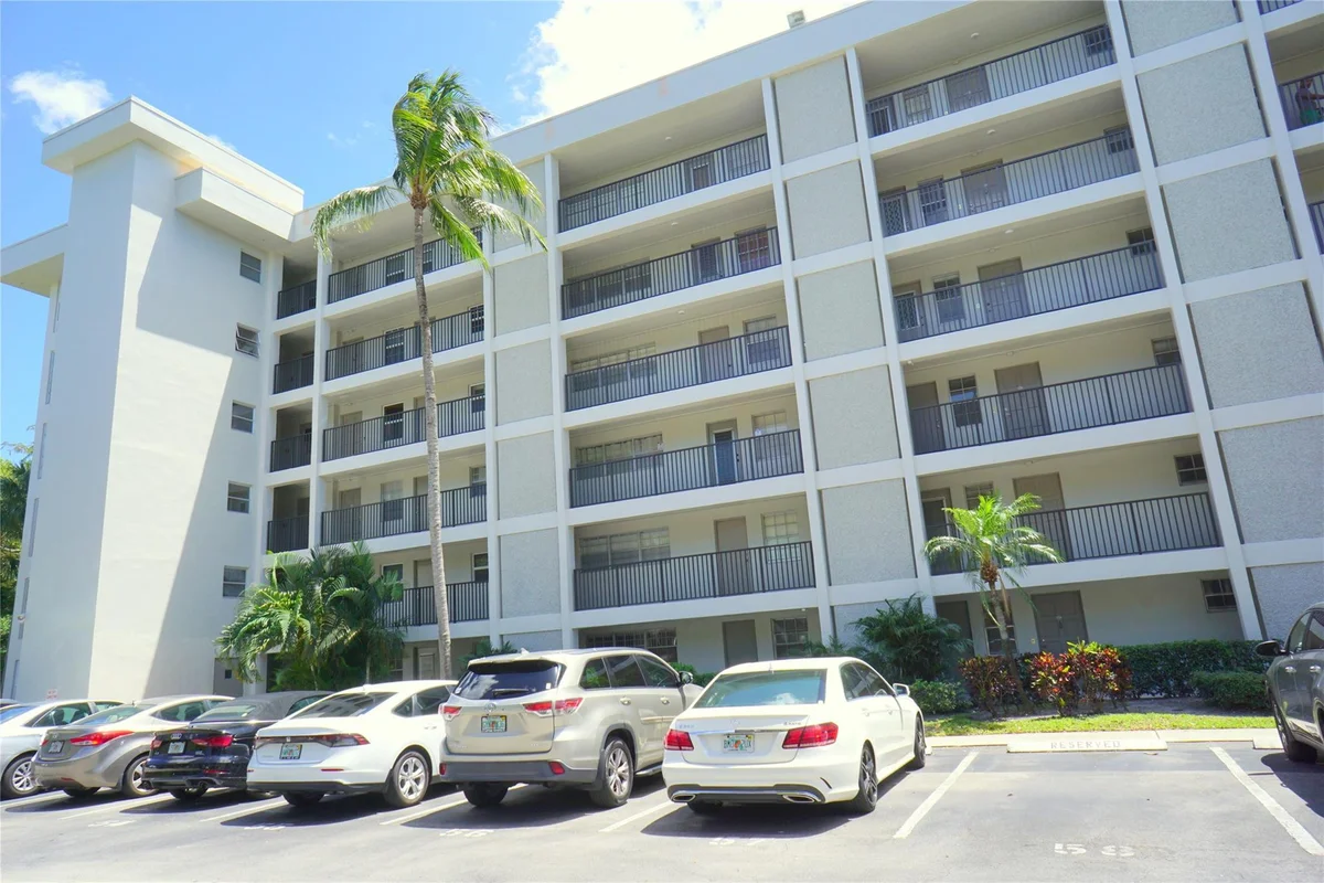 2600 S Course Dr #410, Pompano Beach: photo 1 of 38