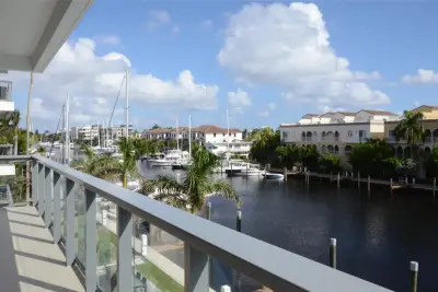 80 Hendricks Isle #302, Fort Lauderdale: photo 1 of 26