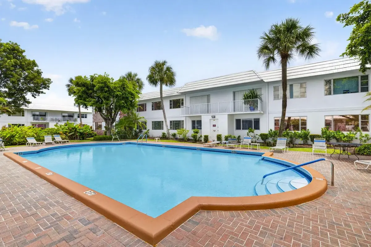 400 S Cypress Rd #427, Pompano Beach: photo 1 of 28