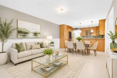 4011 N Meridian Ave #21, Miami Beach: photo 1 of 11
