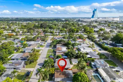4873 SW 44th Ter, Dania Beach: photo 1 of 30