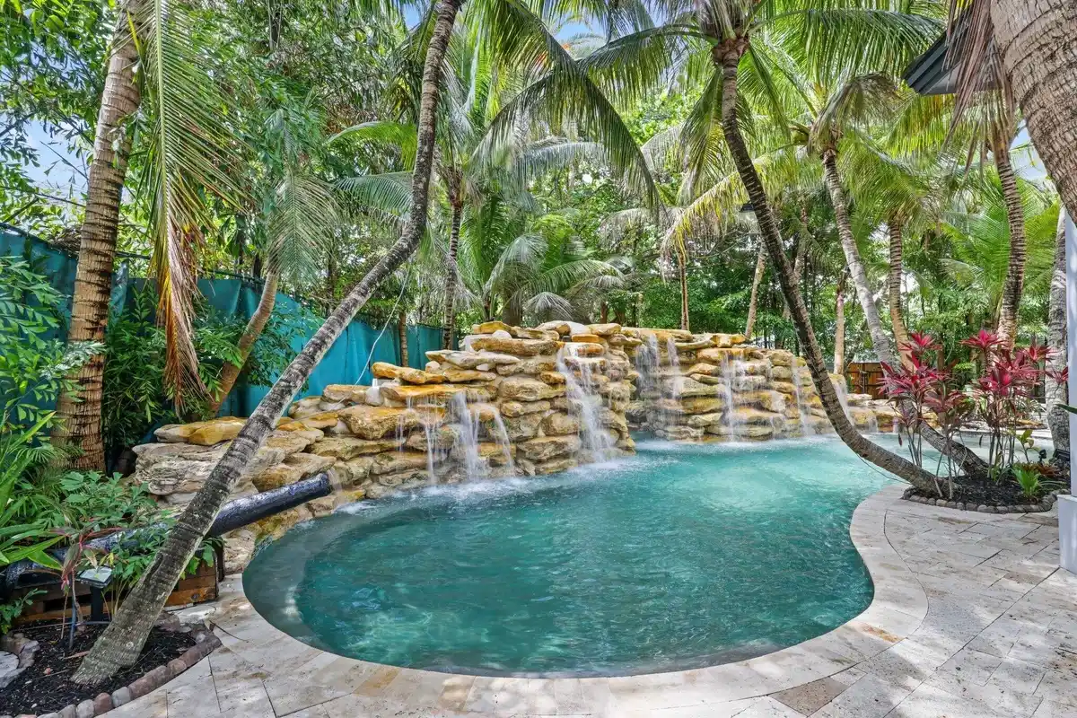 12 Sylvan Ln, Fort Lauderdale: photo 1 of 68