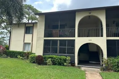 325 Knotty Pine Cir #A-1, Lake Worth: photo 1 of 40