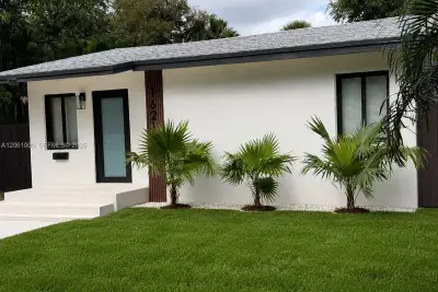 1621 SW 11th Ct, Fort Lauderdale: photo 1 of 25