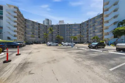3401 N Country Club Dr #804, Aventura: photo 1 of 53
