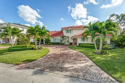 904 Hyacinth Dr, Delray Beach: photo 1 of 6