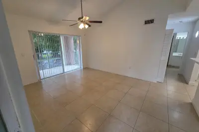 12130 Saint Andrews Pl #207, Miramar: photo 1 of 19