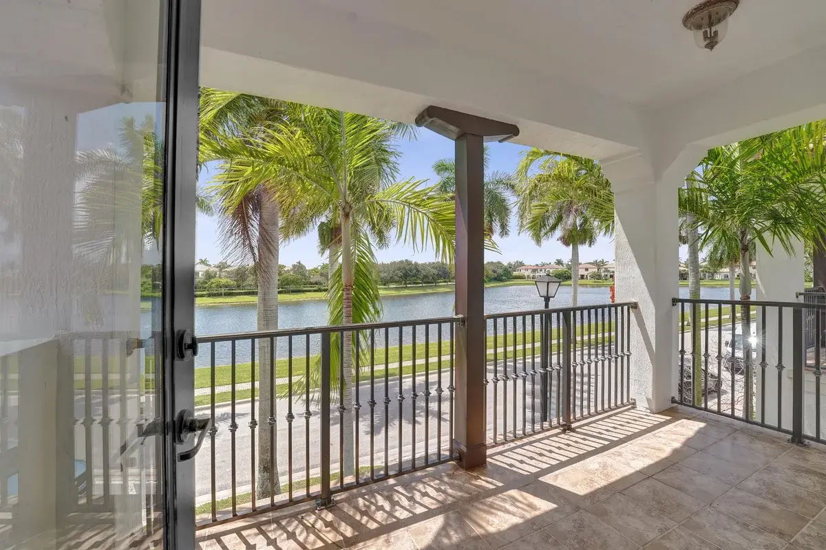 3760 NW 84th Way, Cooper City: photo 1 of 52