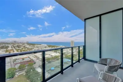 580 72nd St #PH13, Miami Beach: photo 1 of 40