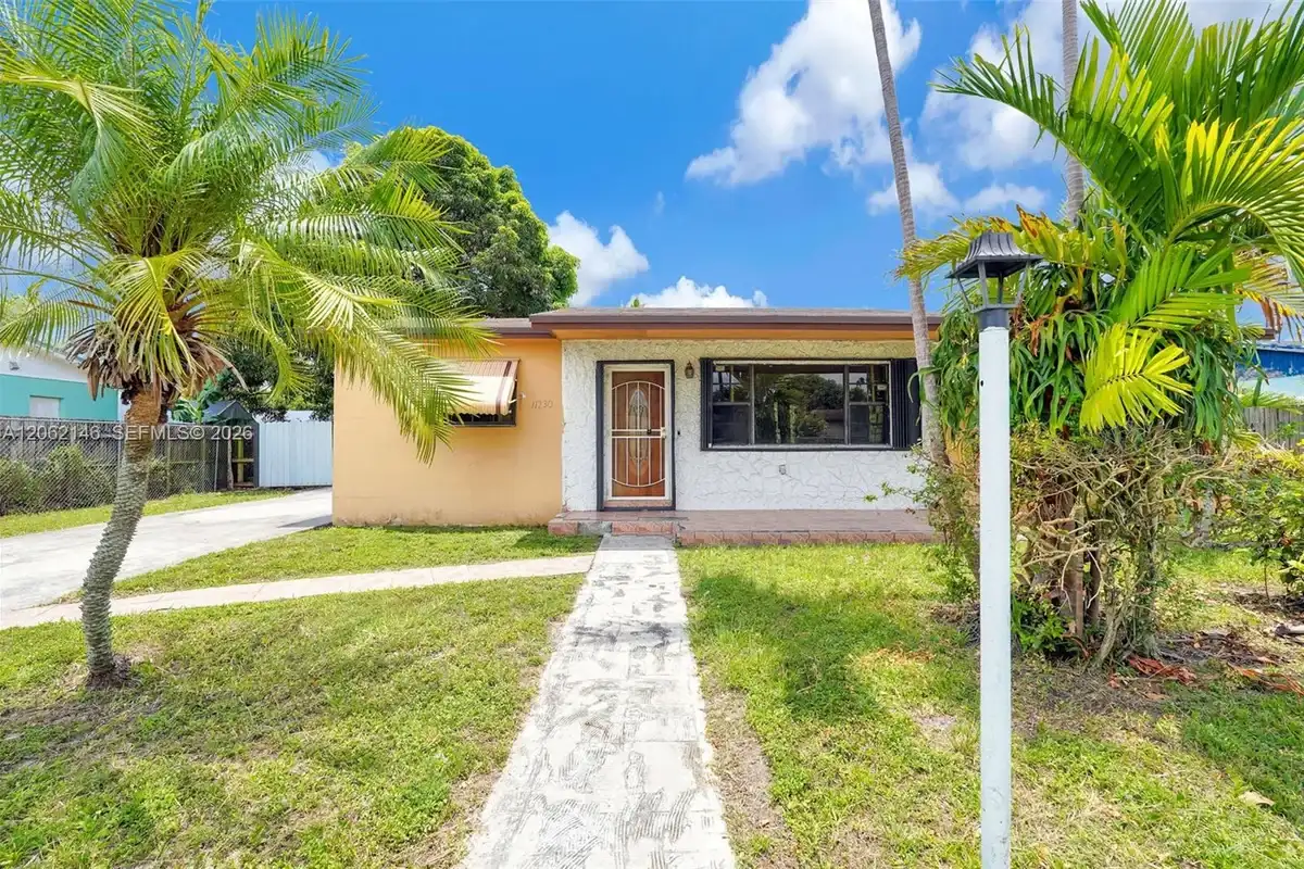 11230 SW 188th St, Miami: photo 1 of 50