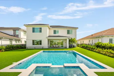 12143 Waterstone Cir, Palm Beach Gardens: photo 1 of 55
