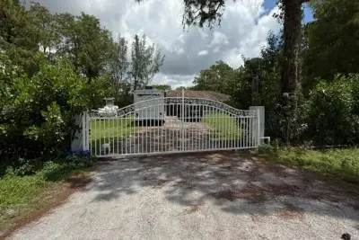 17995 31st Rd N, Loxahatchee: photo 1 of 51