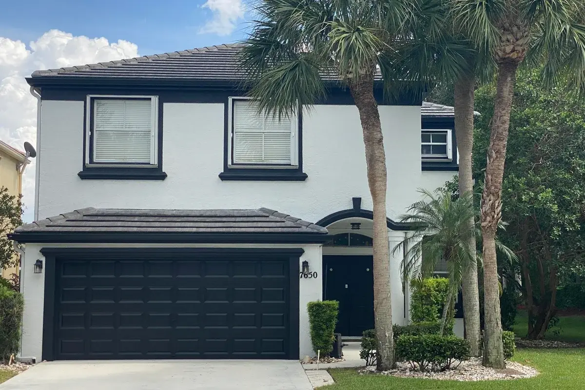 7650 Oak Grove Cir, Lake Worth: photo 1 of 69