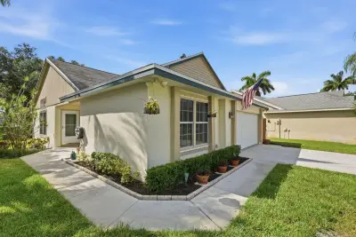 19 Misty Meadow Dr, Boynton Beach: photo 1 of 46
