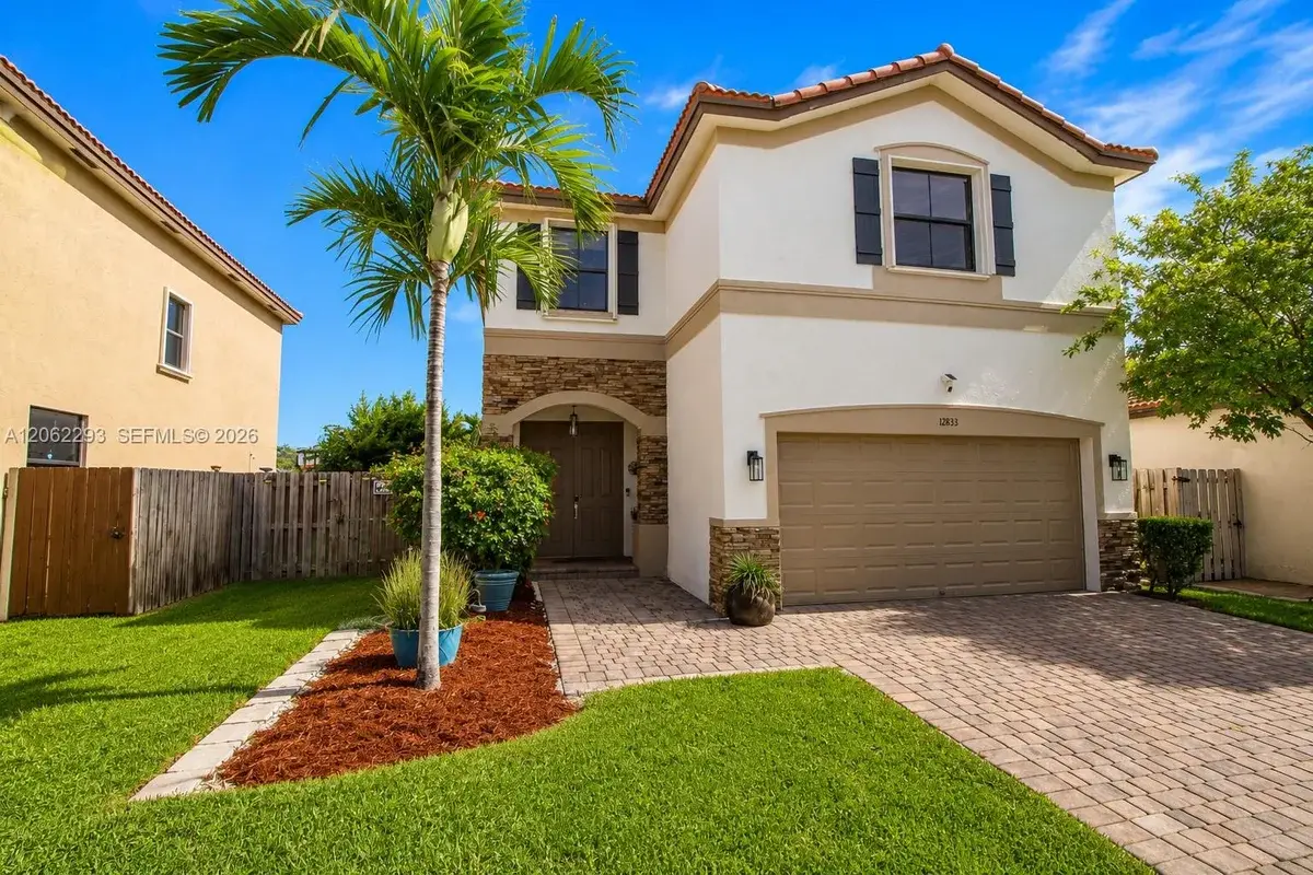 11833 SW 240th Ter, Homestead: photo 1 of 86