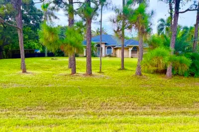 12377 77th Pl N, The Acreage: photo 1 of 20