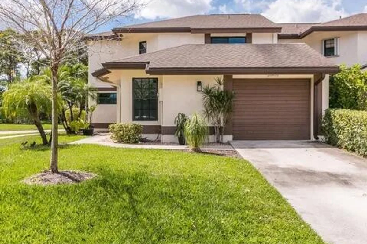 20851 Boca Ridge Dr N, Boca Raton: photo 1 of 36