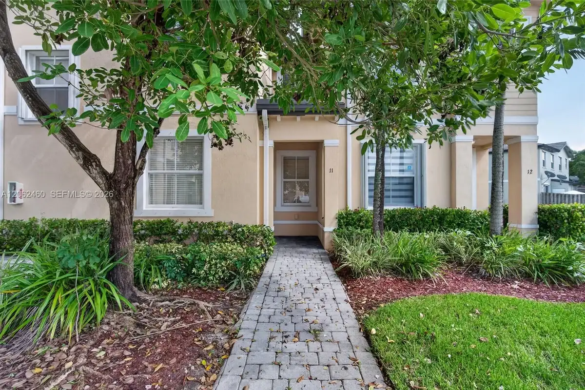 2885 SE 1st Dr #11, Homestead: photo 1 of 79