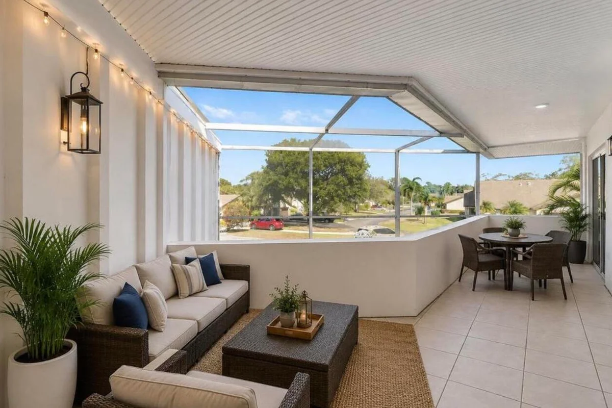 7 Greenway Village N #202, Royal Palm Beach: photo 1 of 29