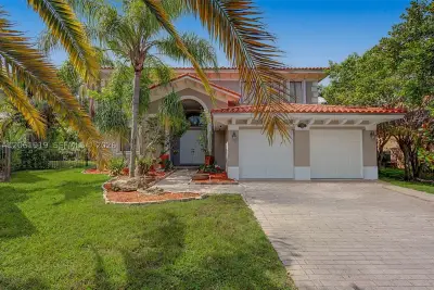7926 SW 195th Ter, Cutler Bay: photo 1 of 37
