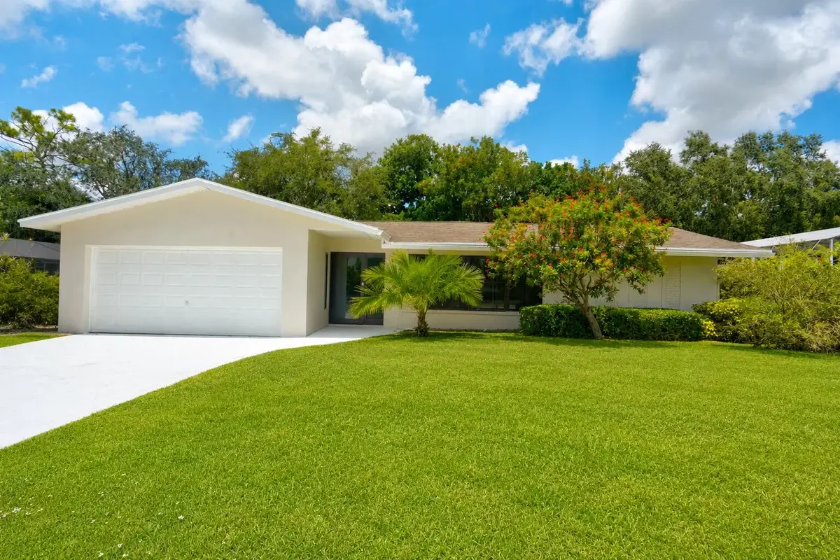 7715 Saint Andrews Rd, Lake Worth: photo 1 of 16