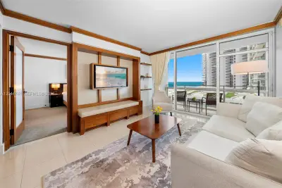 Condo in Miami Beach: photo 1 of 35