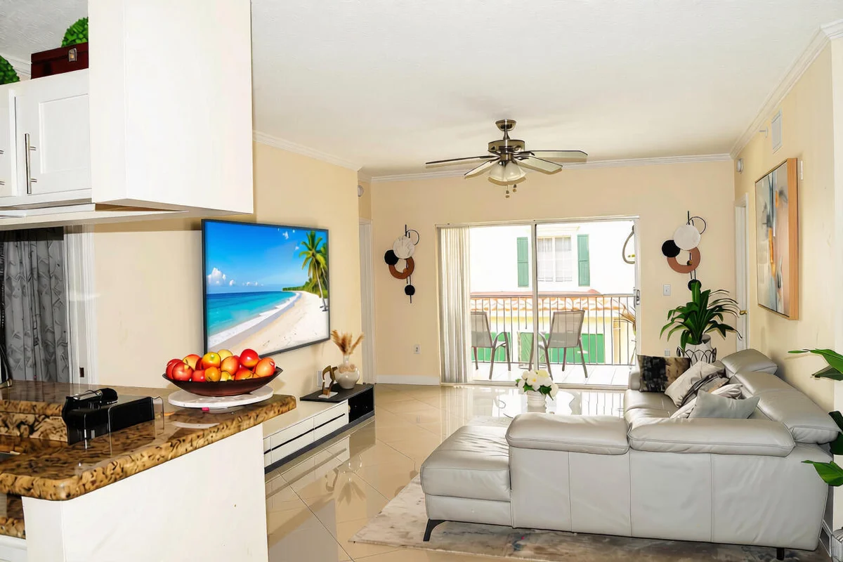 11685 W Atlantic Blvd #923, Coral Springs: photo 1 of 37