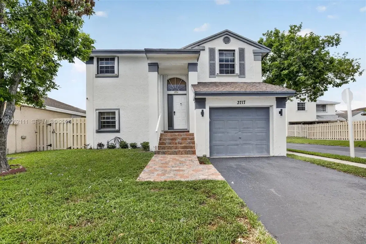3717 NW 107th Way, Sunrise: photo 1 of 44