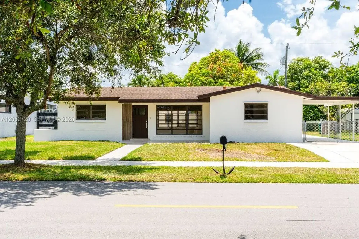 19390 Whispering Pines Rd, Cutler Bay: photo 1 of 43