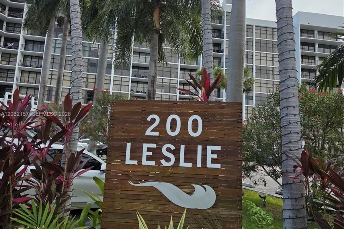 200 Leslie Dr #1029, Hallandale Beach: photo 1 of 48