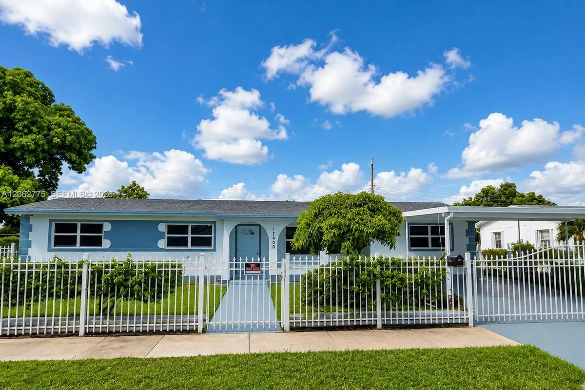 17800 NW 8th Ave, Miami Gardens: photo 1 of 30
