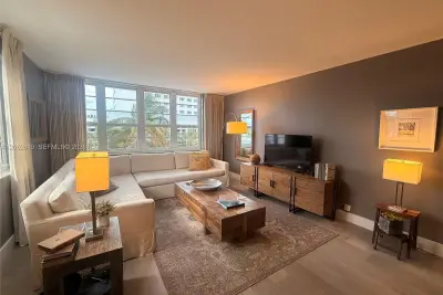 100 Lincoln Rd #314B, Miami Beach: photo 1 of 25