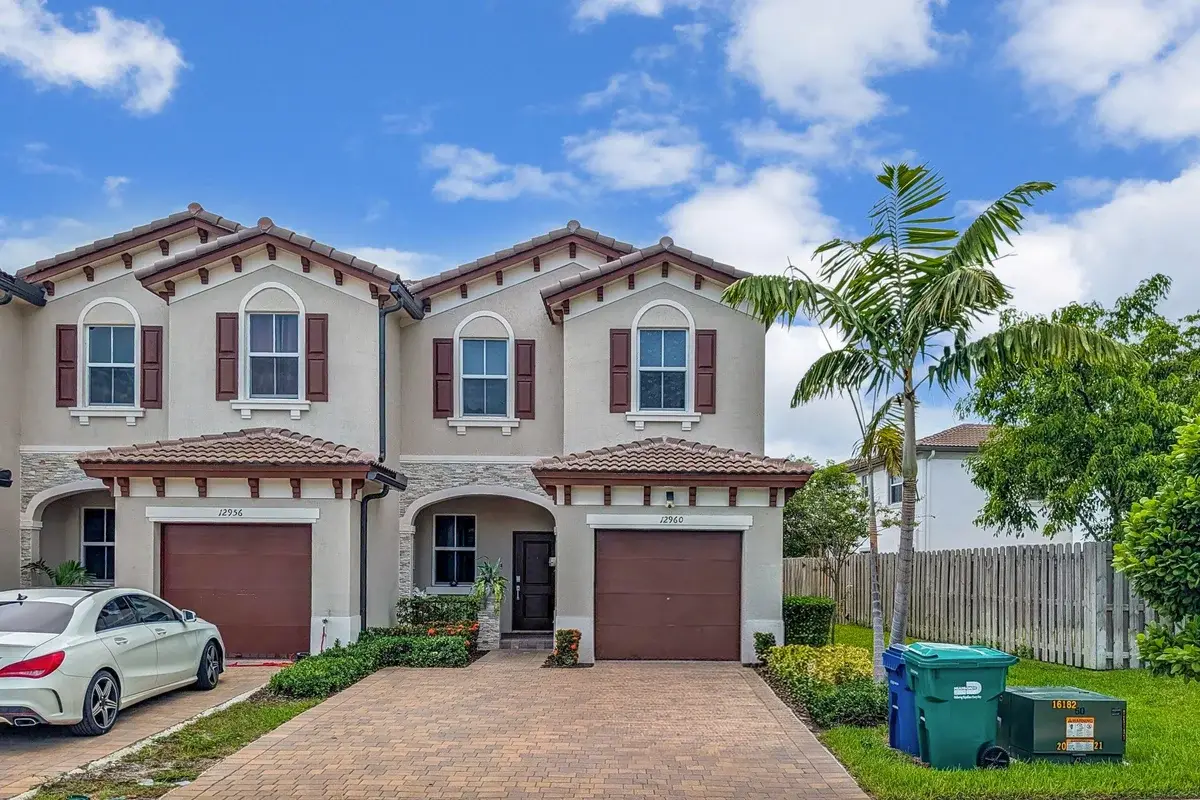 12960 NW 22nd Pl, Miami: photo 1 of 53