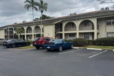 2601 Nassau Bend #C2, Coconut Creek: photo 1 of 14