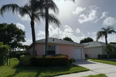 112 Sunset Blvd, Boynton Beach: photo 1 of 34