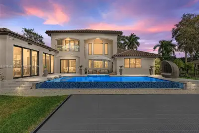 1021 NW 115th Ave, Plantation: photo 1 of 97