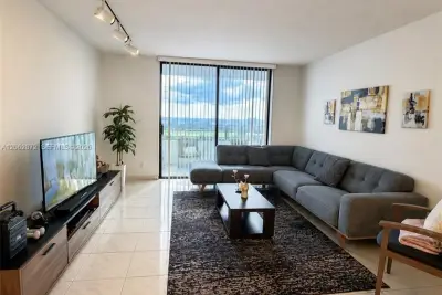 600 Three Islands Blvd #1207, Hallandale Beach: photo 1 of 10