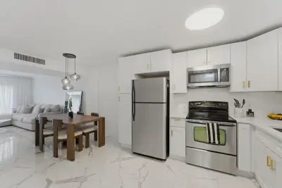 809 W Oakland Park Blvd #K2, Wilton Manors: photo 1 of 51