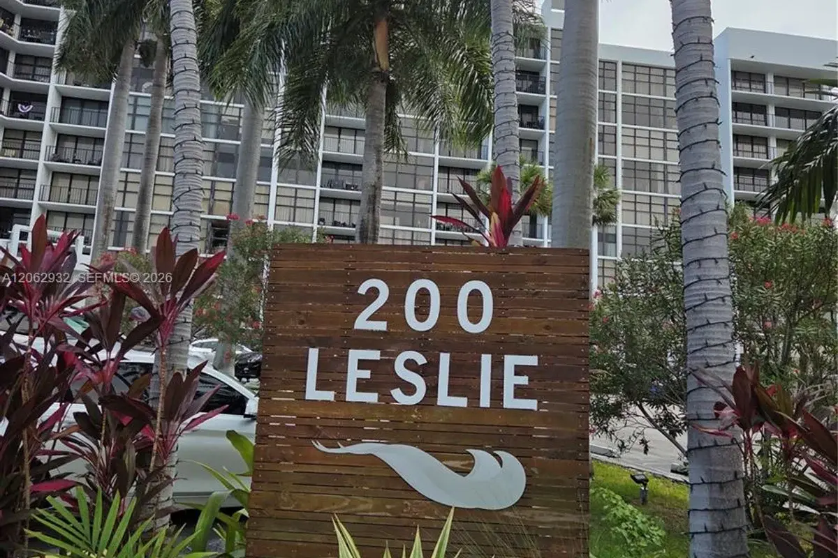 200 Leslie Dr #1029, Hallandale Beach: photo 1 of 49